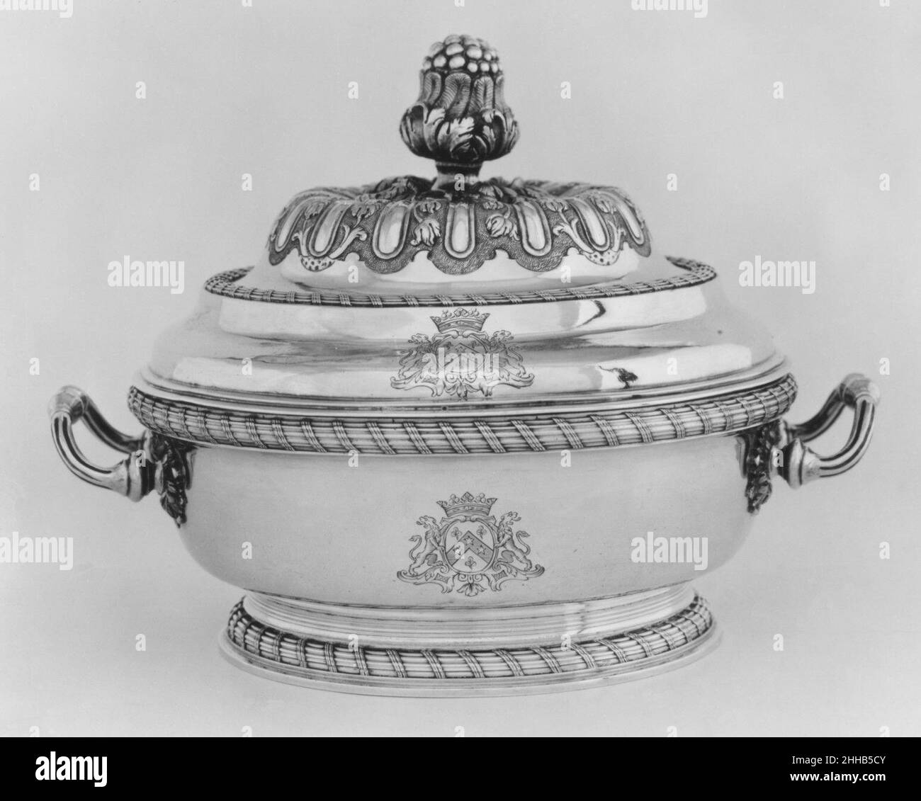 Tureen Black and White Stock Photos & Images Alamy