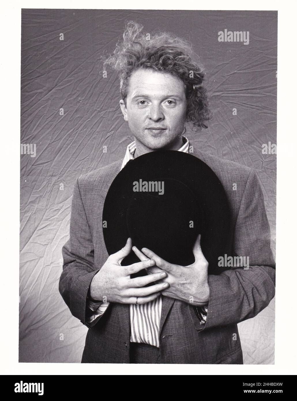 Portrait of Mick Hucknall of Simply Red circa 1985 Credit