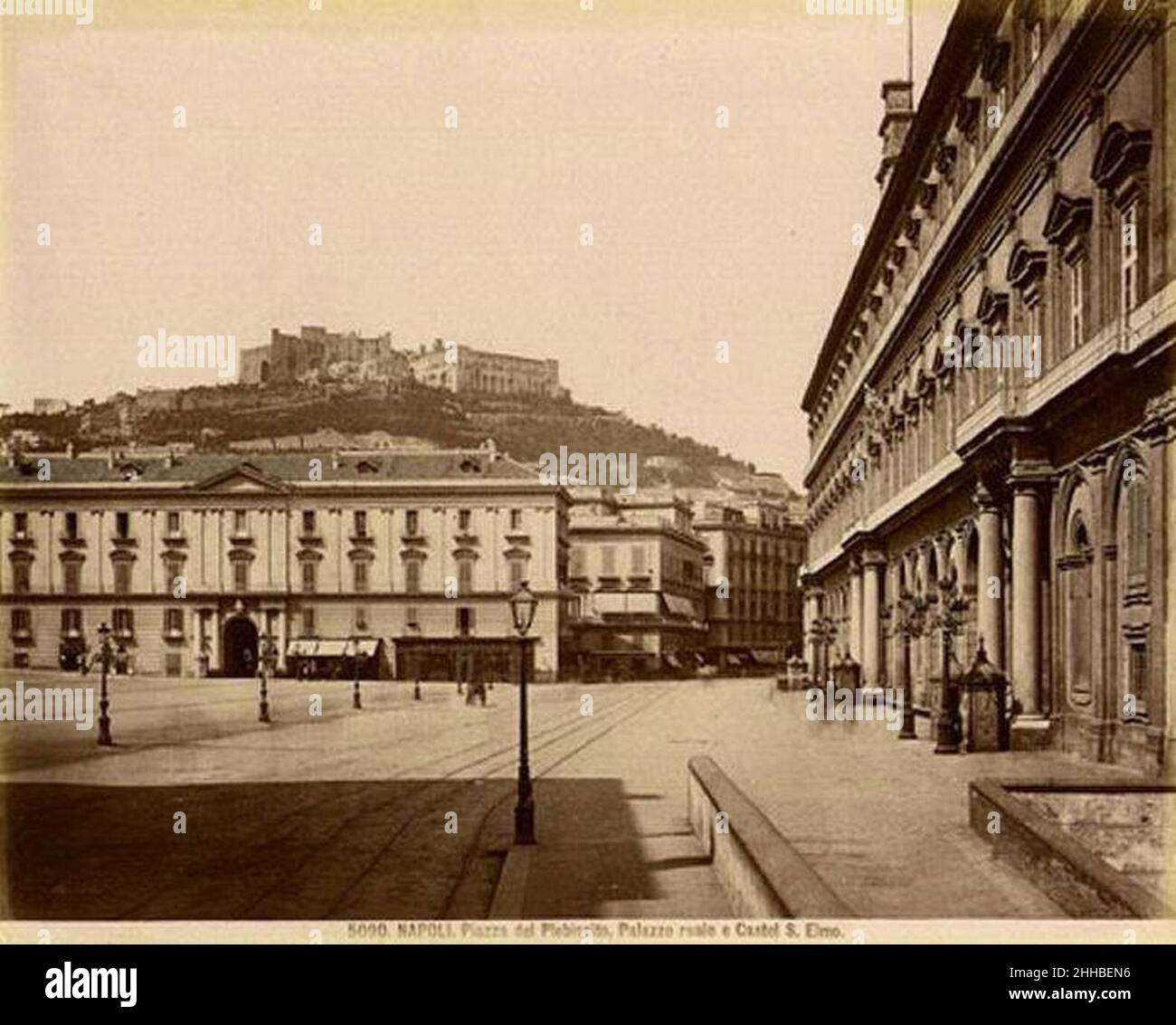 Sommer, Giorgio (1834-1914) - n. 5090 - Napoli, Piazza del Plebiscito. Stock Photo