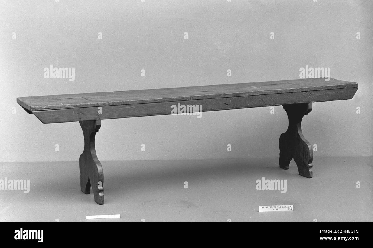 Traditional bench Black and White Stock Photos & Images - Alamy
