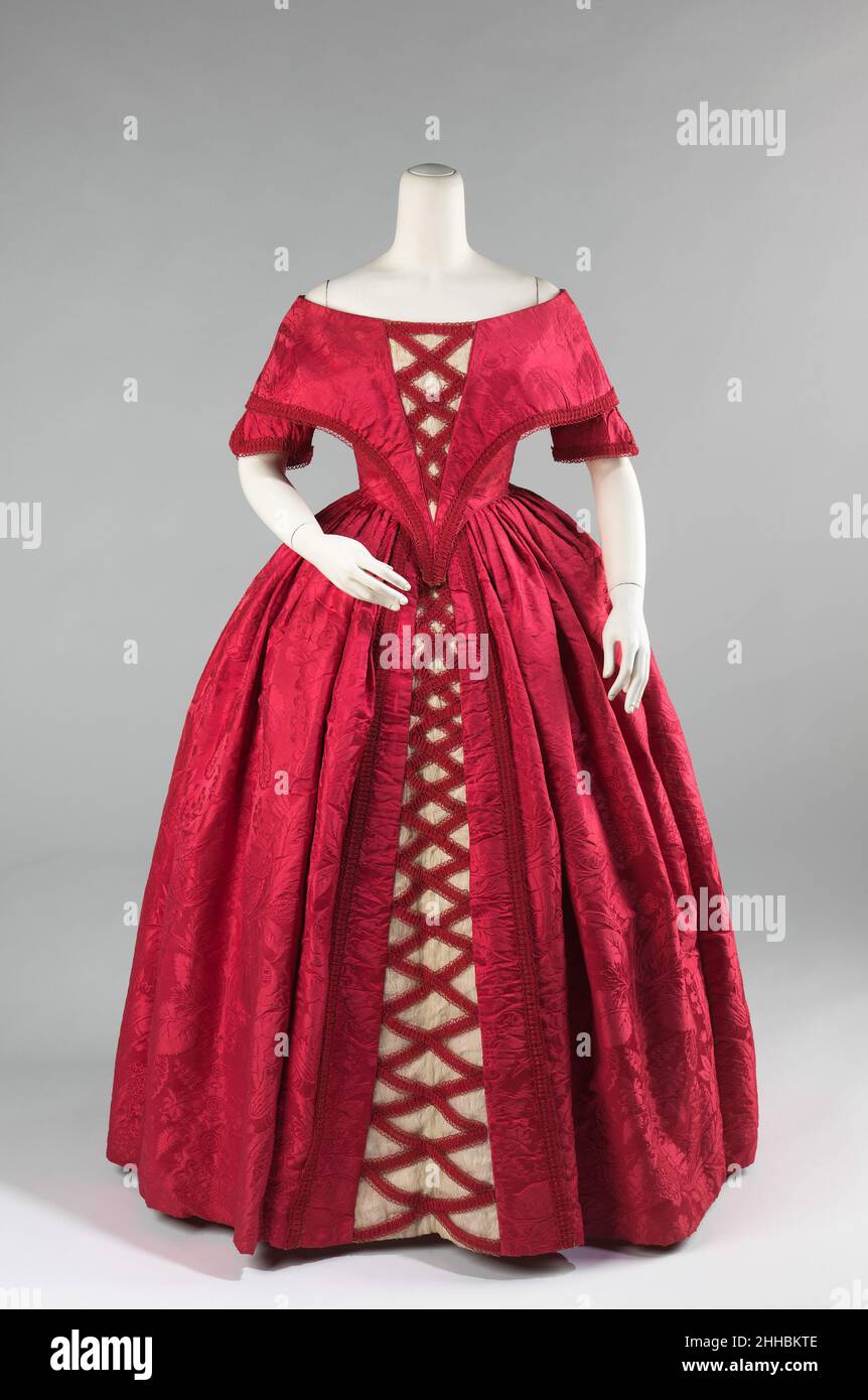 red 18th century dress Rococo Baroque Red Marie Antoinette Ball Dresses 18th Century Renaissance  Historical Period Dress Gown for Women