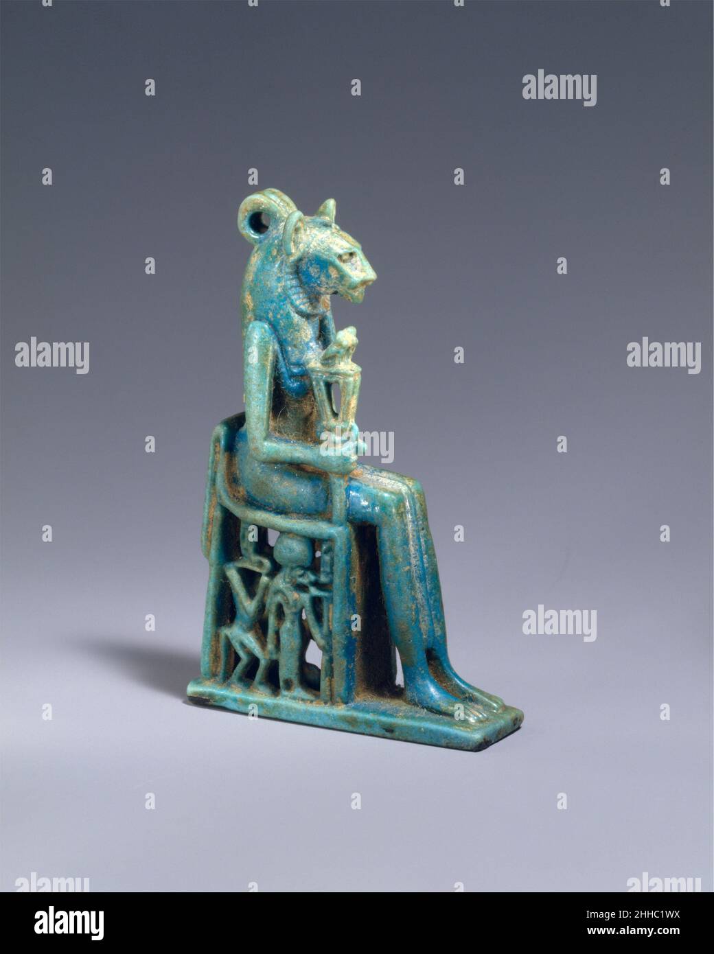 Bastet holding sistrum hires stock photography and images Alamy