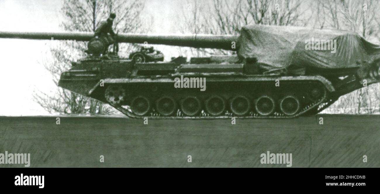 Soviet 2S7 Pion Stock Photo - Alamy