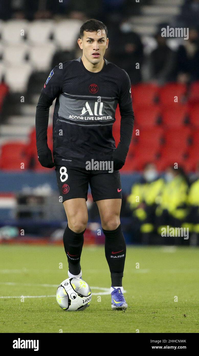 Leandro Paredes of PSG during the French championship Ligue 1 football match  between Paris Saint-Germain and Stade de Reims on January 23, 2022 at Parc  des Princes stadium in Paris, France -