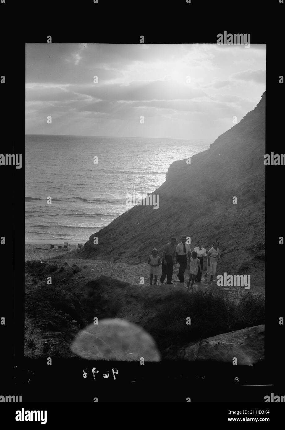 Jewish coastal colonies Herzlia, Ra'nana, Nathania, Khudeira. Nathania. Sunset scene, group in middle foreground LOC matpc.18556 by Bain News Stock Photo