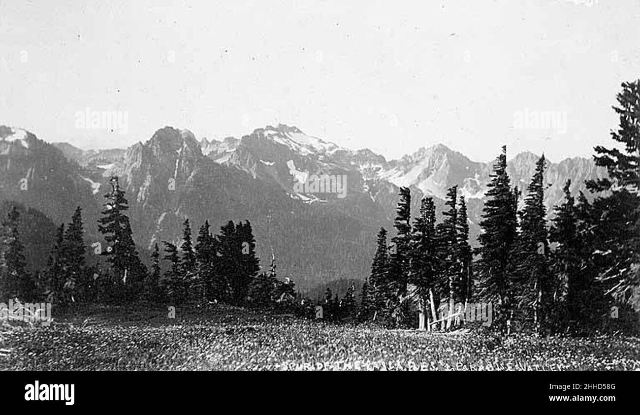 Spur of the Cascade Mountains and Paradise Valley, vicinity of Mt