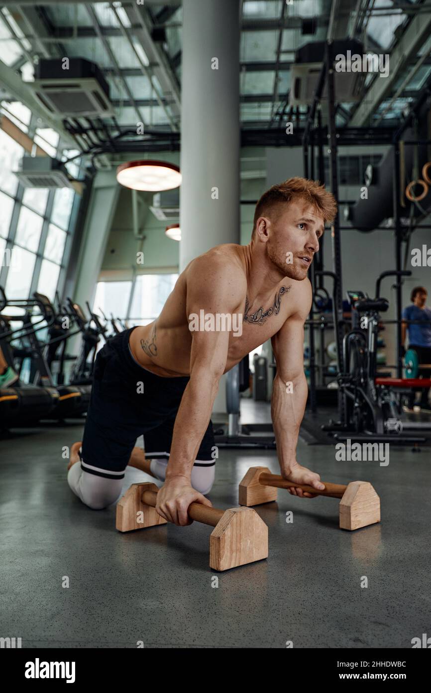 Gym equipment fat hi res stock photography and images Page 14 Alamy