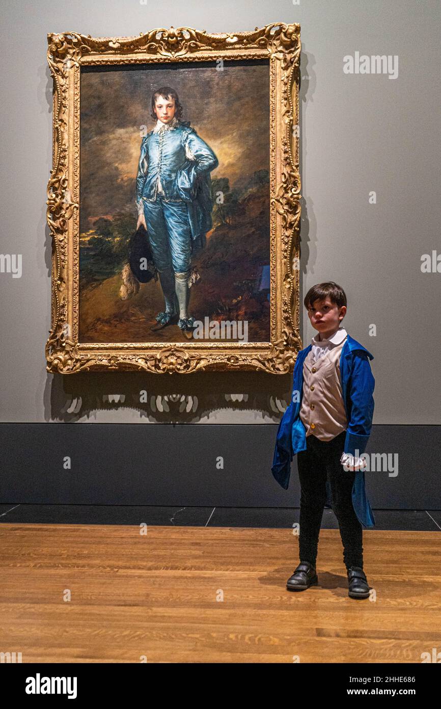 LONDON, UK. 24 Jan, 2022. Children of National Gallery and US embassy