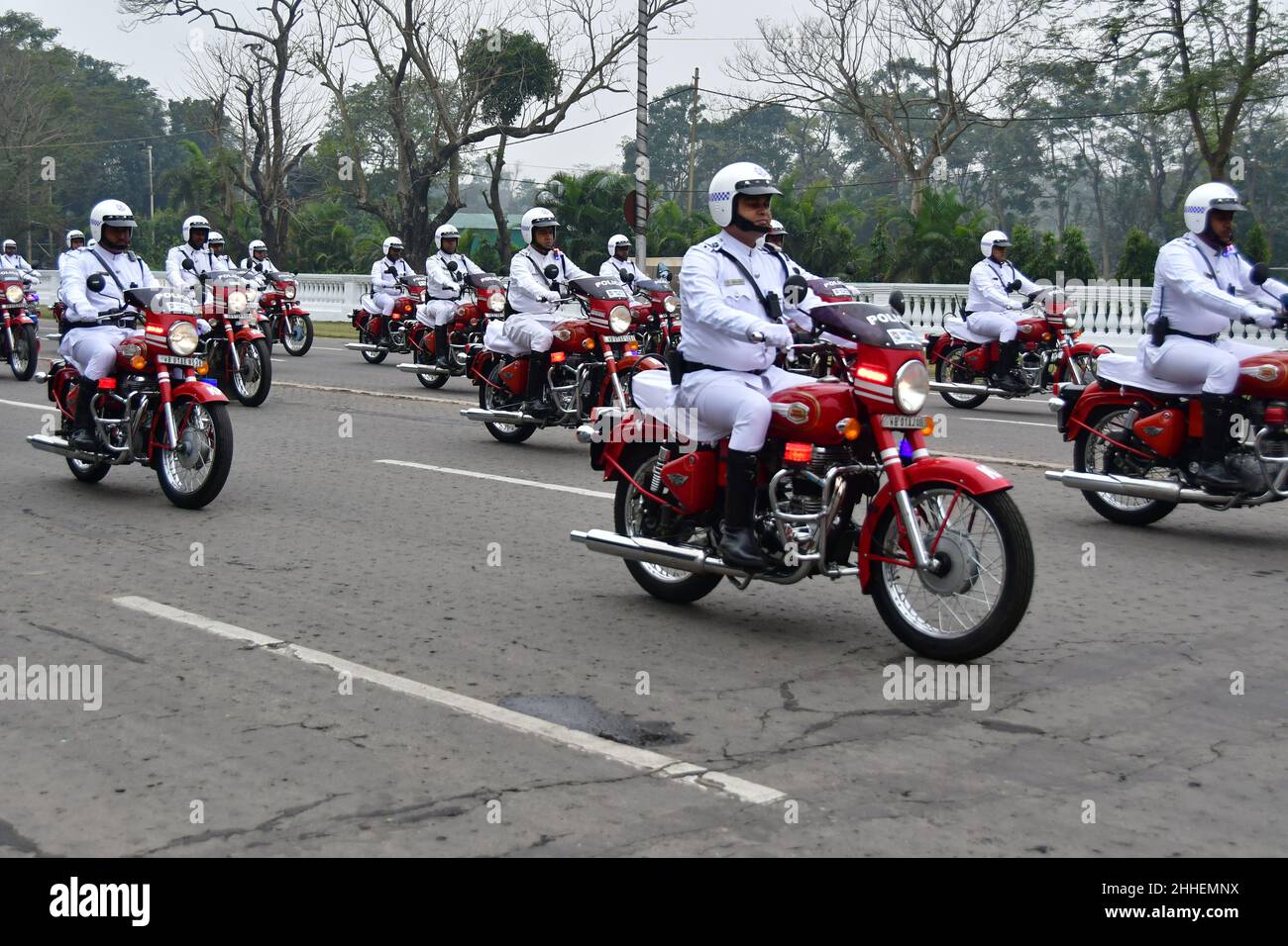 Kolkata, India. 24th Jan, 2022. Indian army performs full dress rehearsal  before the Republic Day 2022. (Photo by Suvrajit Dutta/Pacific Press)  Credit: Pacific Press Media Production Corp./Alamy Live News Stock Photo 