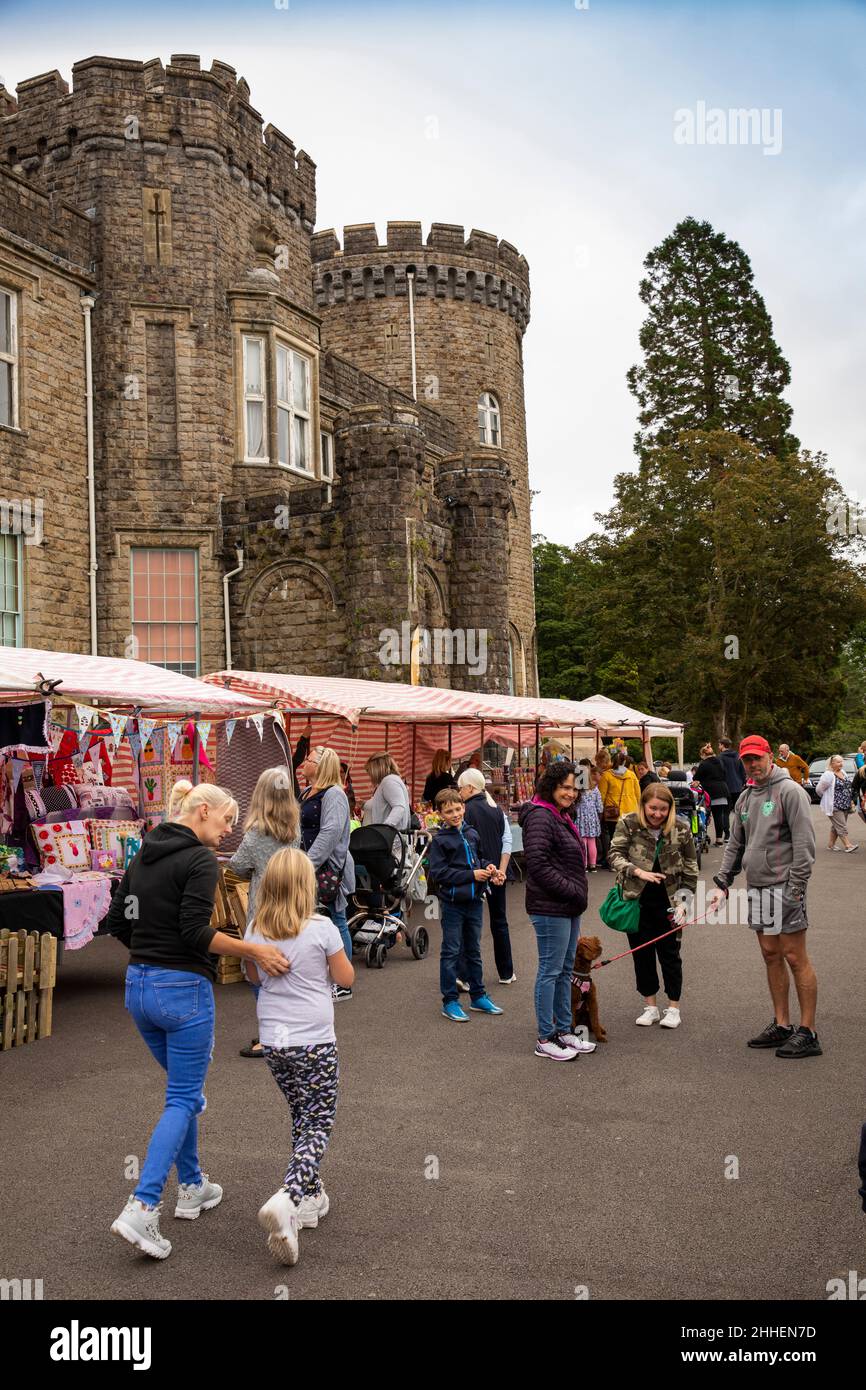 UK, Wales, Merthyr Tydfil, Cyfartha Castle Park, customers at craft