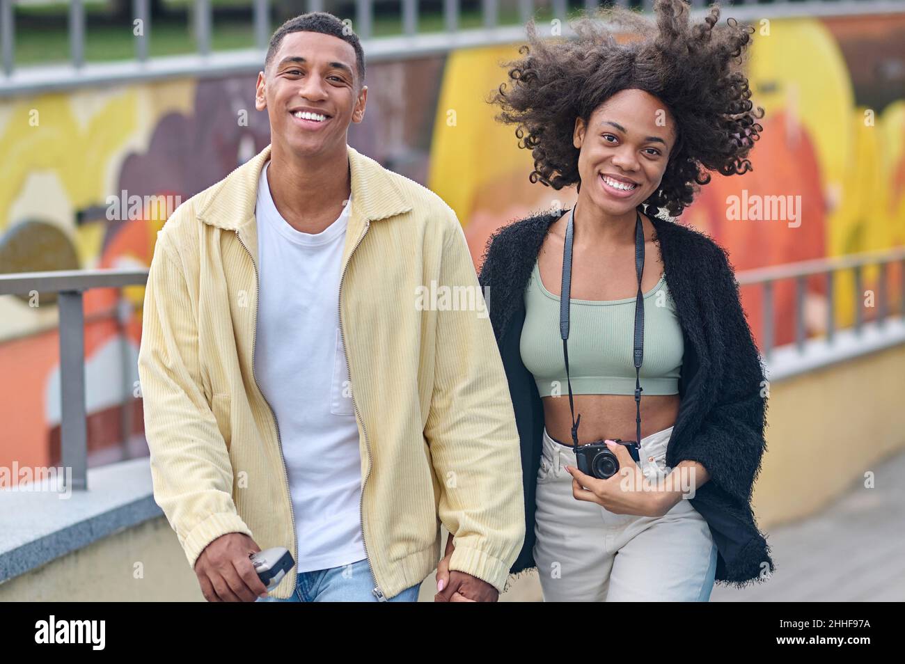 Looking down free street hi-res stock photography and images - Alamy
