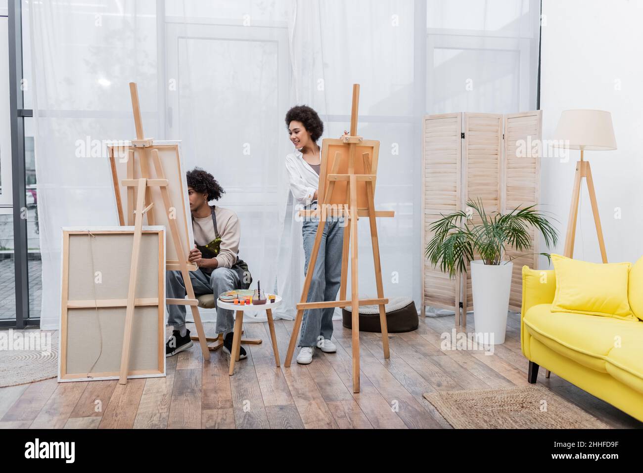 Adult art easels paints hi-res stock photography and images - Alamy