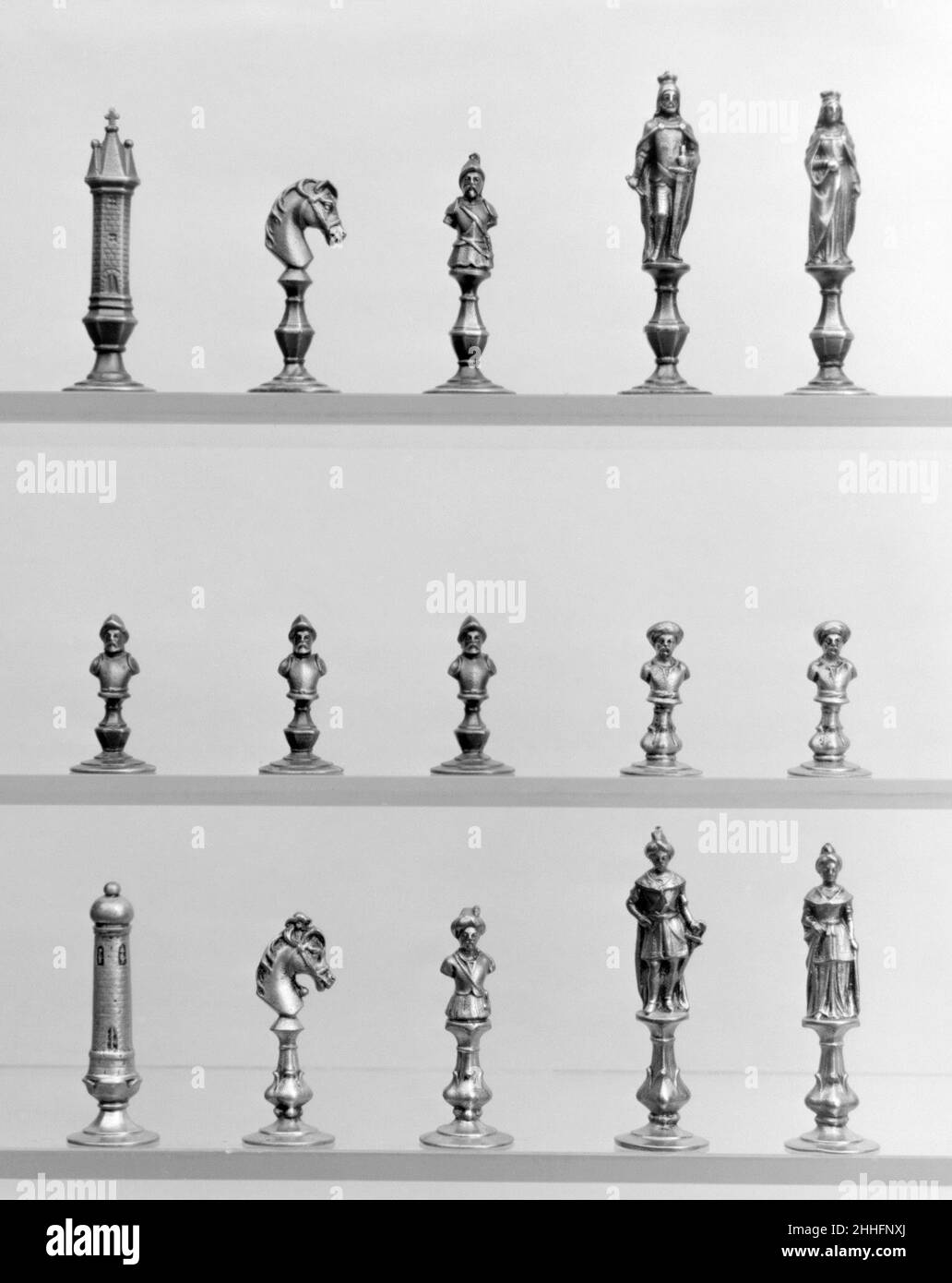 2 3/4 Small Medieval Knights Metal Chess Pieces  Chess pieces, Medieval  chess, Medieval chess set