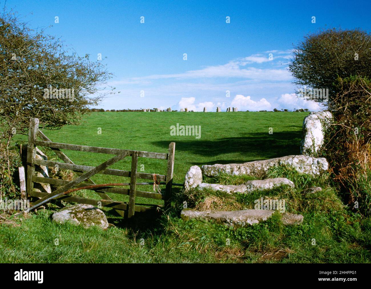 Boleigh Stone Stile & 5-barred wooden gate giving access to field containing Merry Maidens Stone Circle, Boleigh, Cornwall, England. Stock Photo