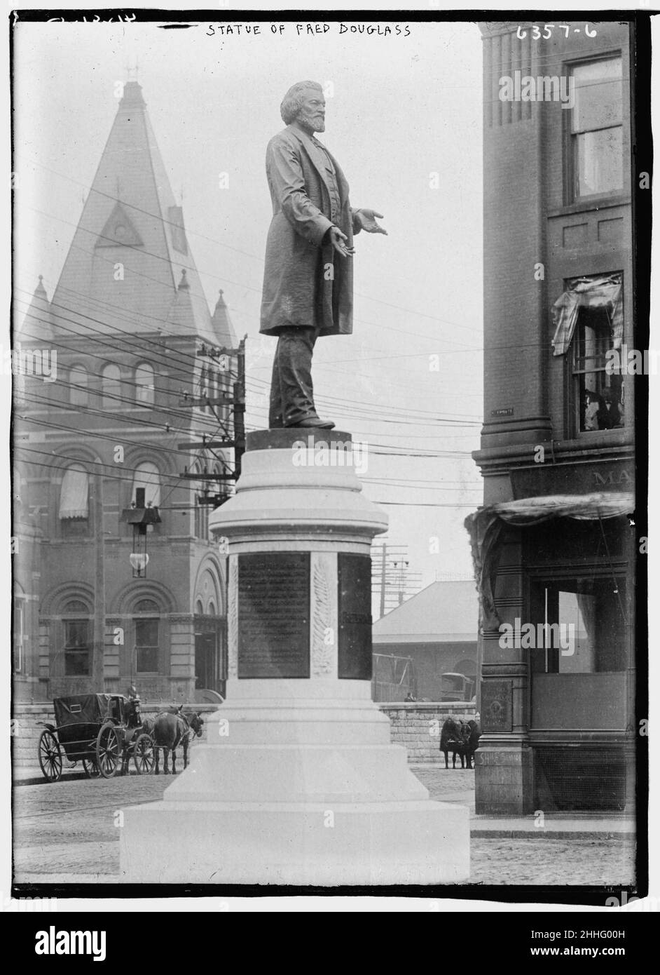 Statue of Fred. Douglass Stock Photo Alamy