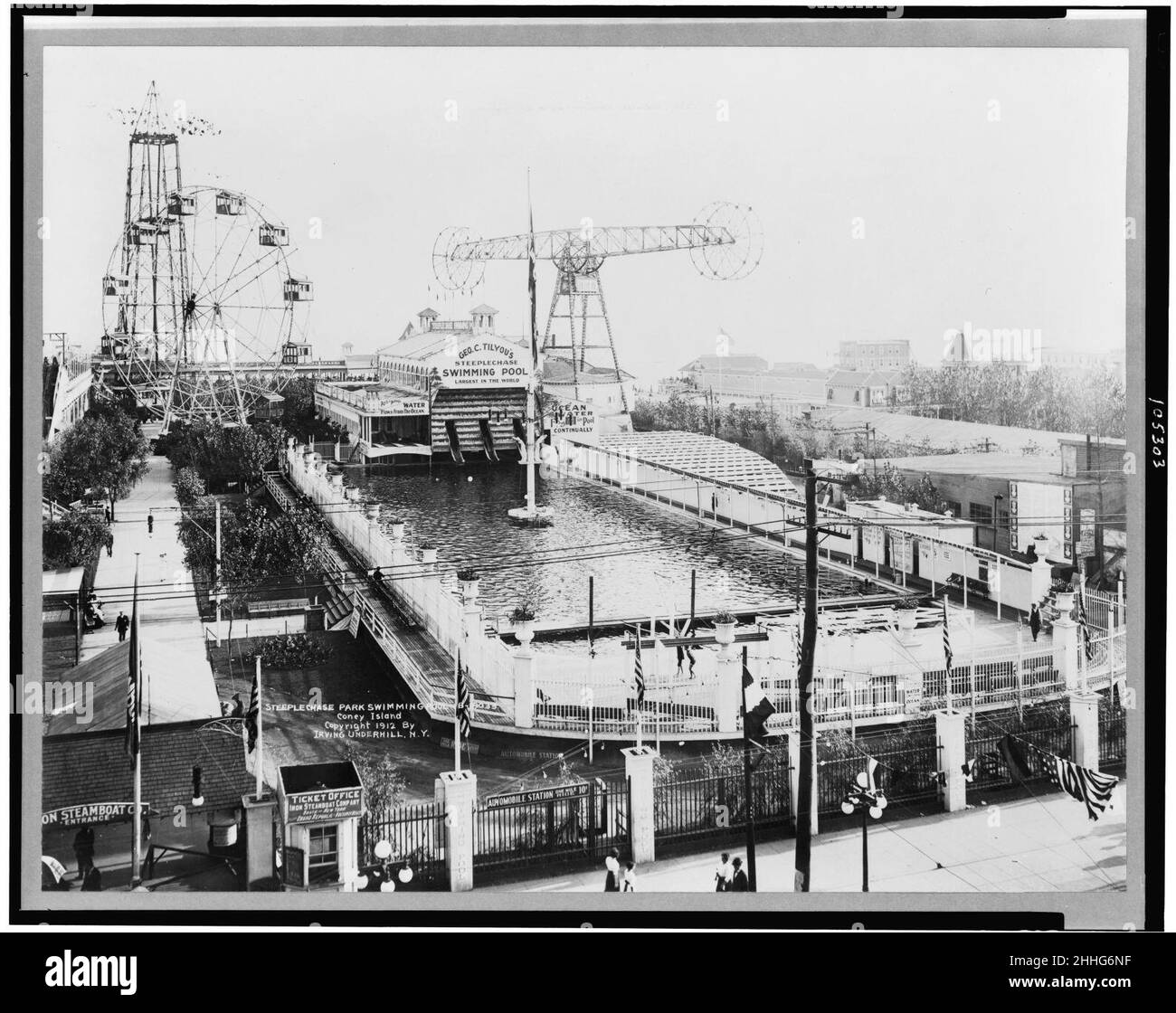 Steeplechase Park swimming pool, Coney Island Stock Photo Alamy
