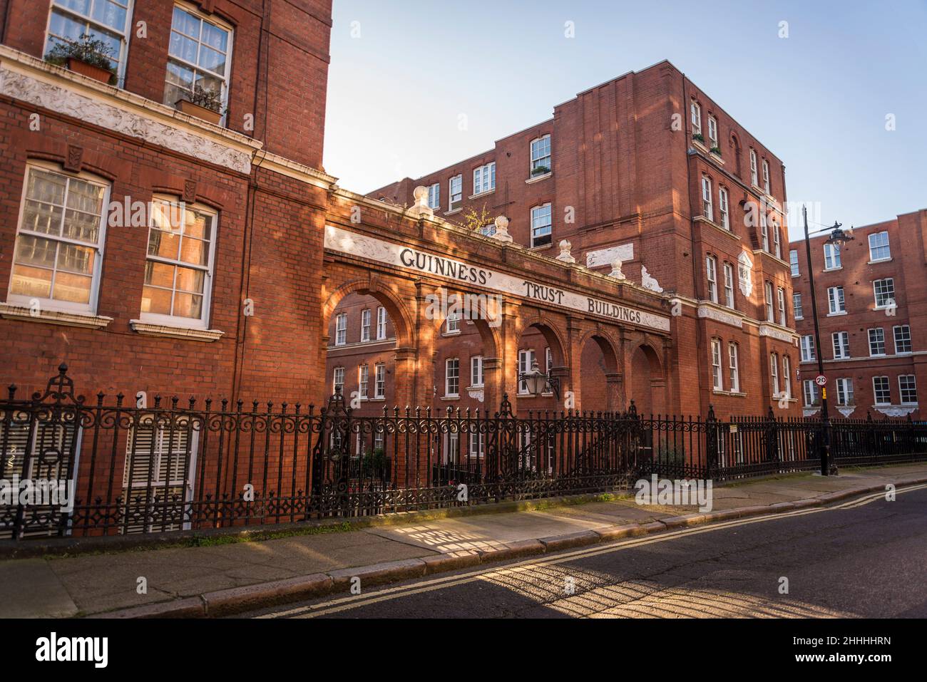 Guinness buildings hi-res stock photography and images - Alamy