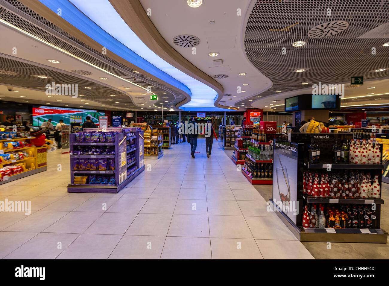 Duty Free shops, Adolfo Suárez MadridBarajas Airport terminals T4