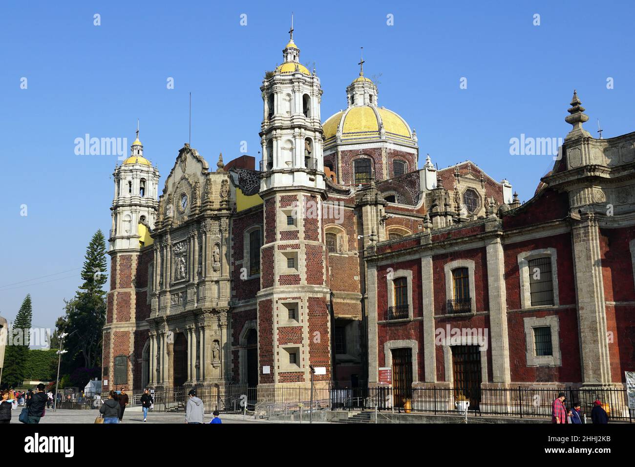 Expiatory Church of Christ the King, Old Basilica of Guadalupe, Templo ...