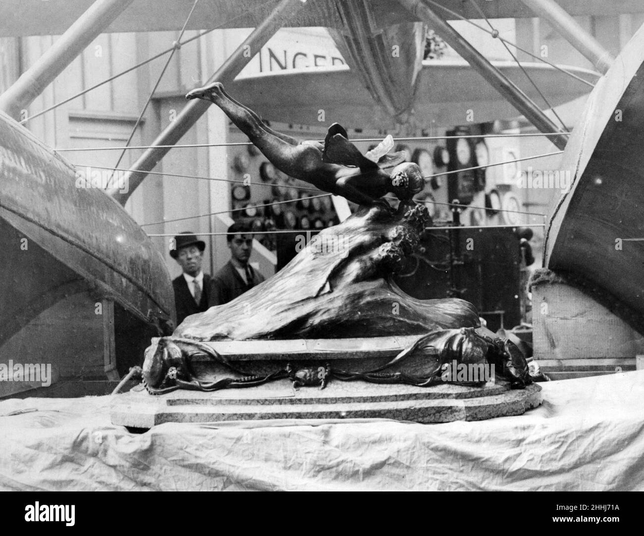 The Schneider Trophy Circa 1923 Stock Photo Alamy the-schneider-trophy-circa-1923-stock-photo-alamy