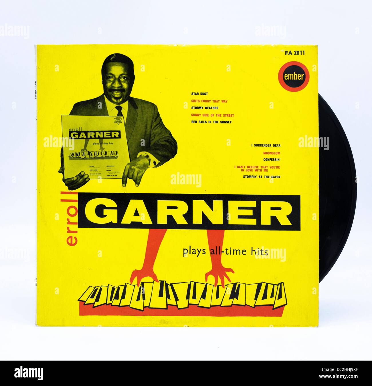 12 inch vinyl LP record picture sleeve cover of jazz musician Errol Garner plays all time hits Stock Photo