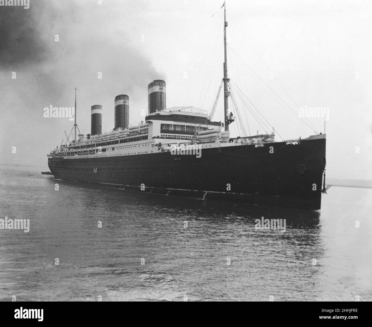 The United States line ship SS Leviathan, formerly known as the ...