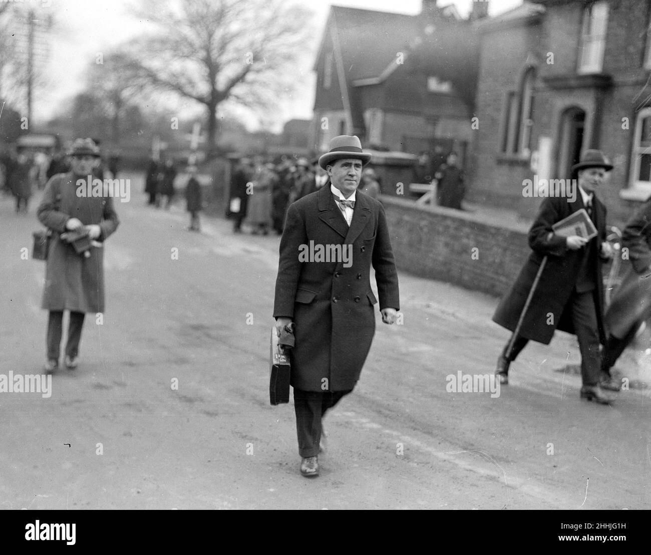 Crowborough Farm Murder Case Mr Llewelyn, solicitor of the accused John ...