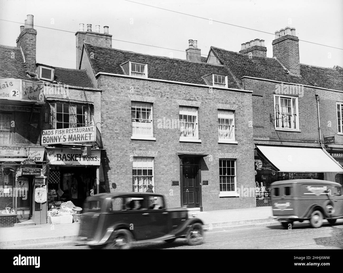 High Street, Bonny's Market, Uxbridge 1936 Stock Photo Alamy