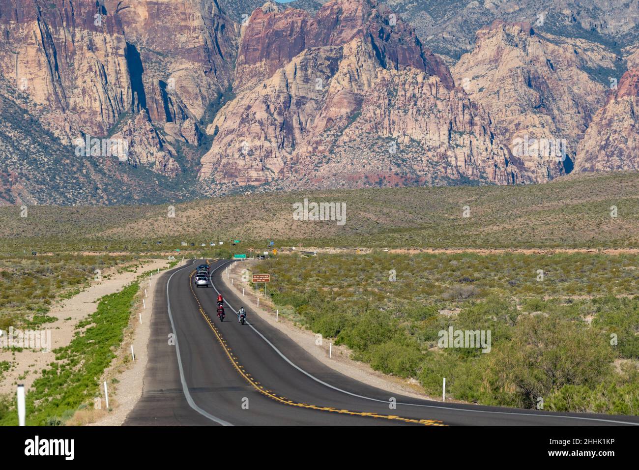 Shoulder pass hires stock photography and images Alamy