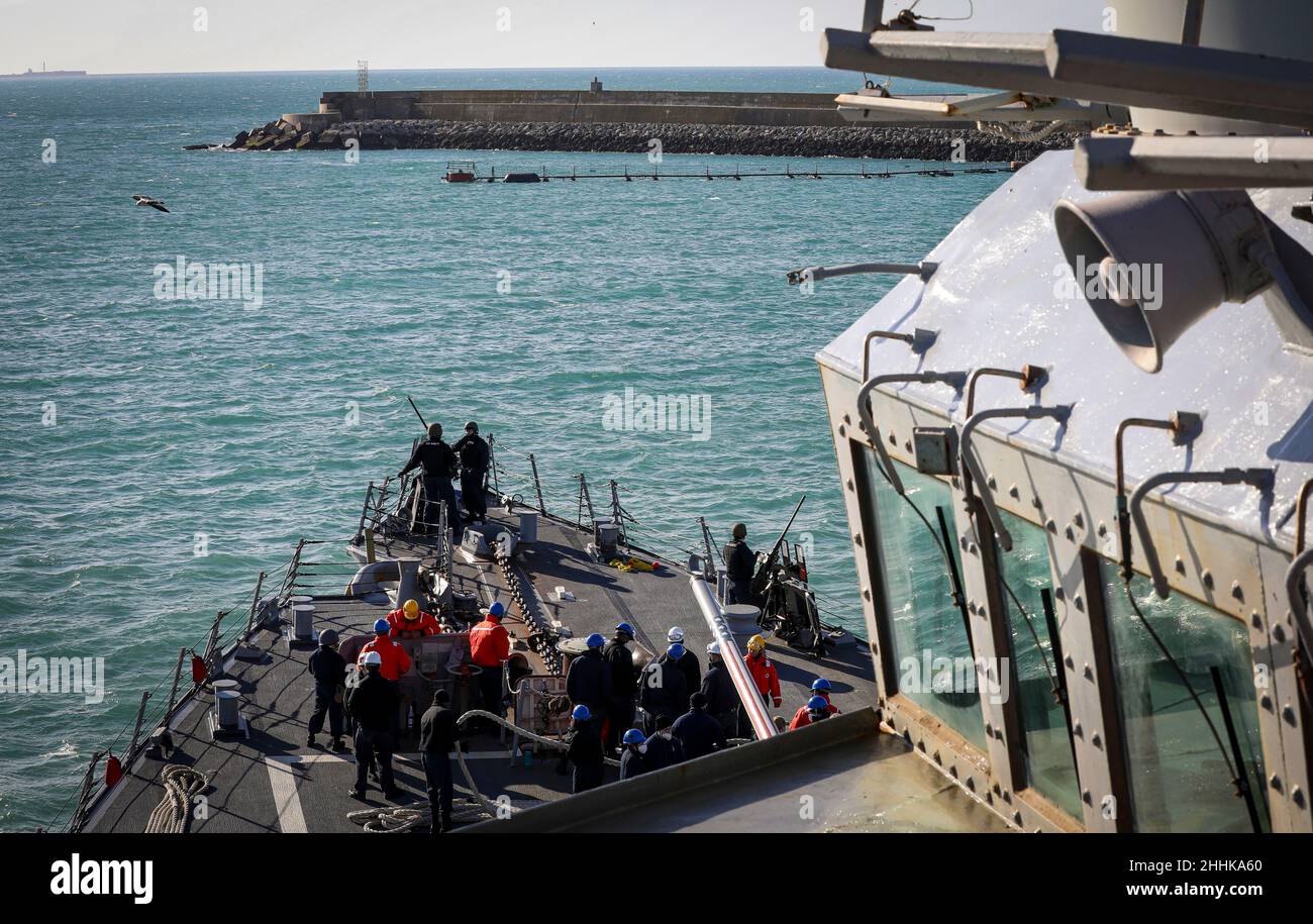 ROTA, Spain (Jan. 22, 2022) – The Arleigh Burke-class guided-missile ...