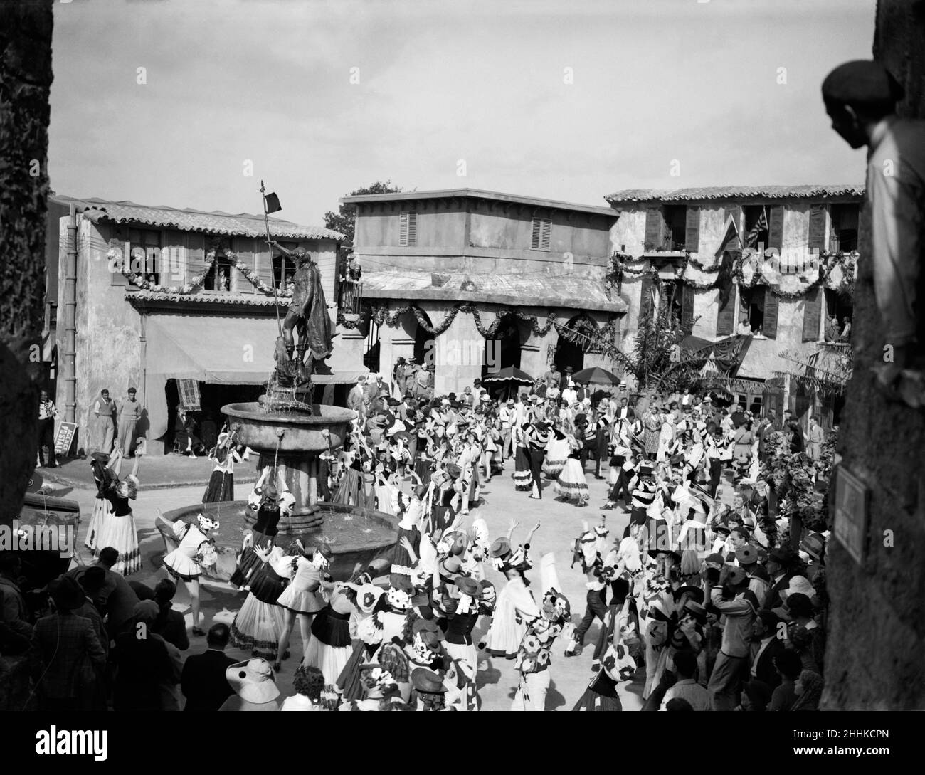 Filming of Brewster's Millions, directed by Thornton Freeland at British and Dominions Studios, Elstree, Hertfordshire, England, August 1934. Stock Photo