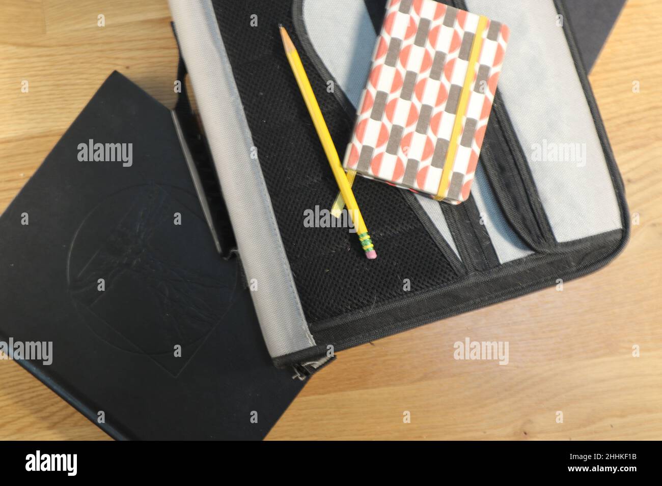 Trapper keeper type binder on desk Stock Photo Alamy