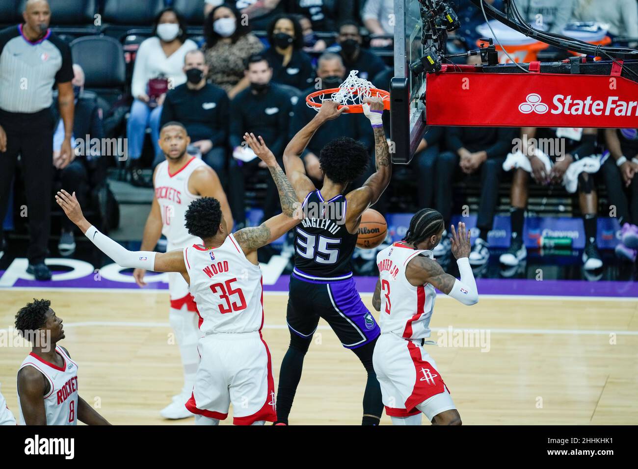 Sacramento Kings forward Marvin Bagley III (35) dunks the ball at the NBA game between the Houston Rockets vs Sacarmento Kings on Fri Jan. 14, 2022 at Stock Photo