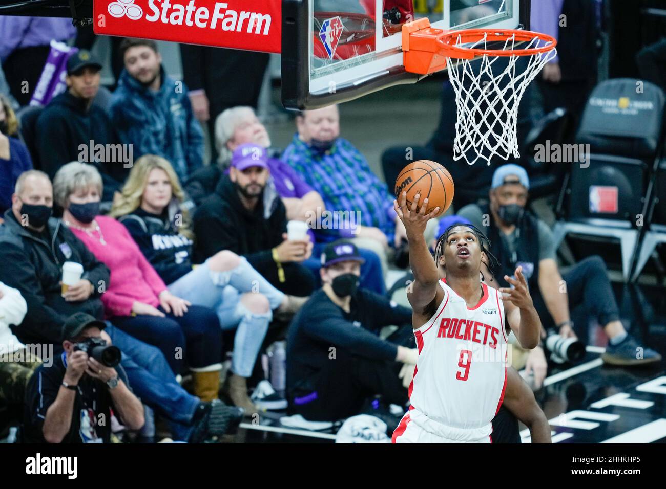 Houston Rockets guard Josh Christopher (9) attempts a reverse layup at ...