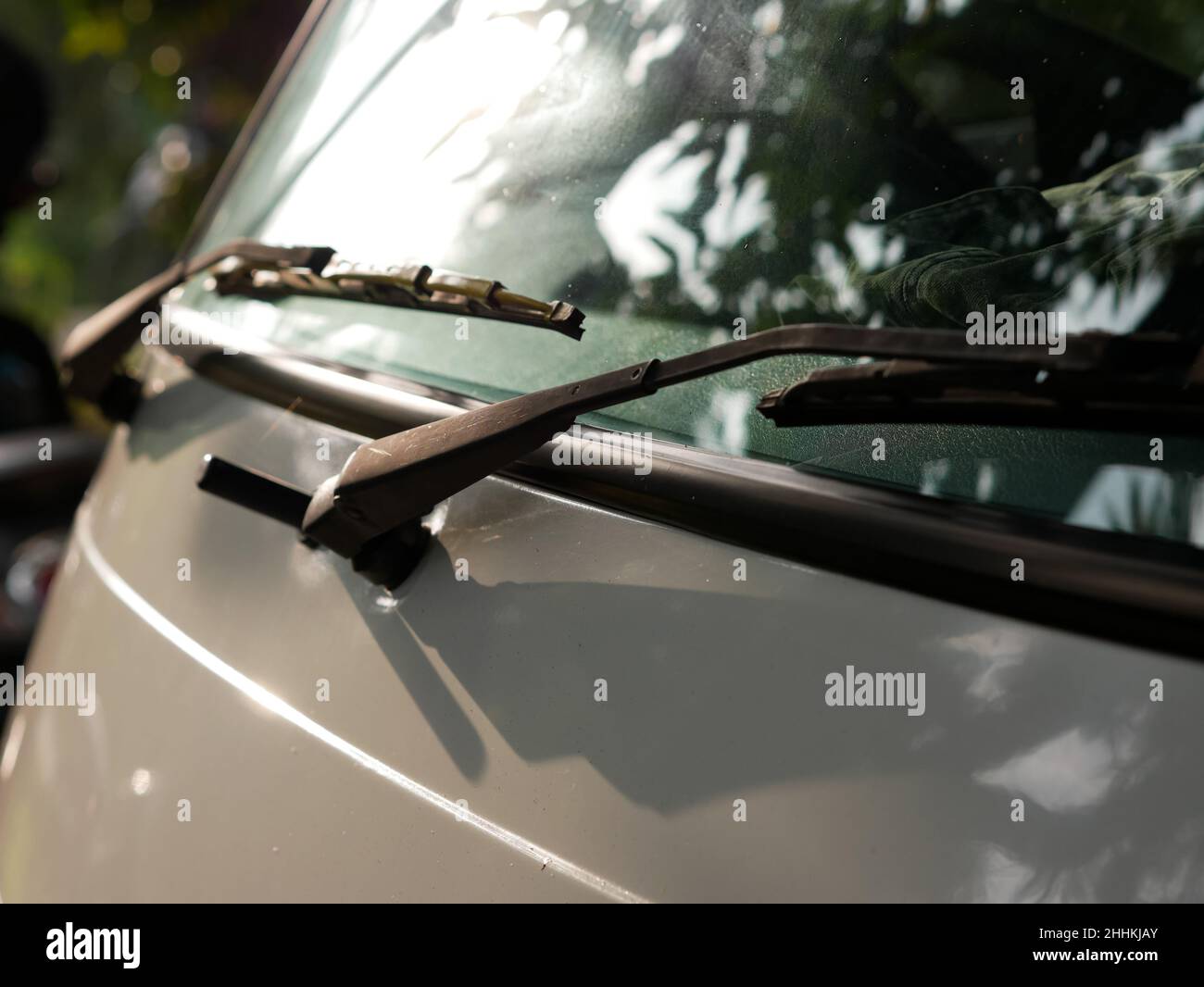 Windshield wiper antique hi-res stock photography and images - Alamy