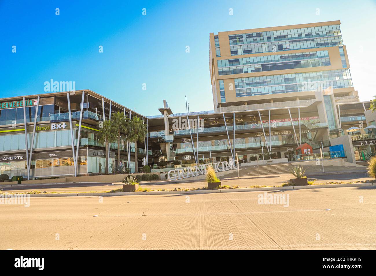 Grand Kino Hermosillo, facade of a commercial plaza building, offices