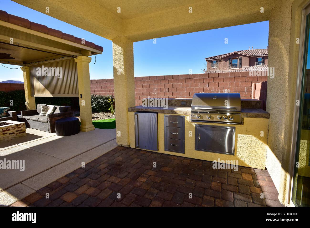Outdoor Kitchen Living space in the southwest Stock Photo