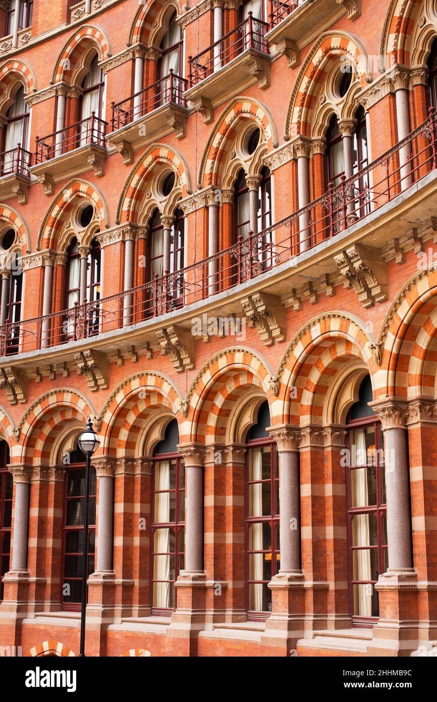 A detail shot of the architecture of St. Pancras Railway station, London, UK Stock Photo Alamy