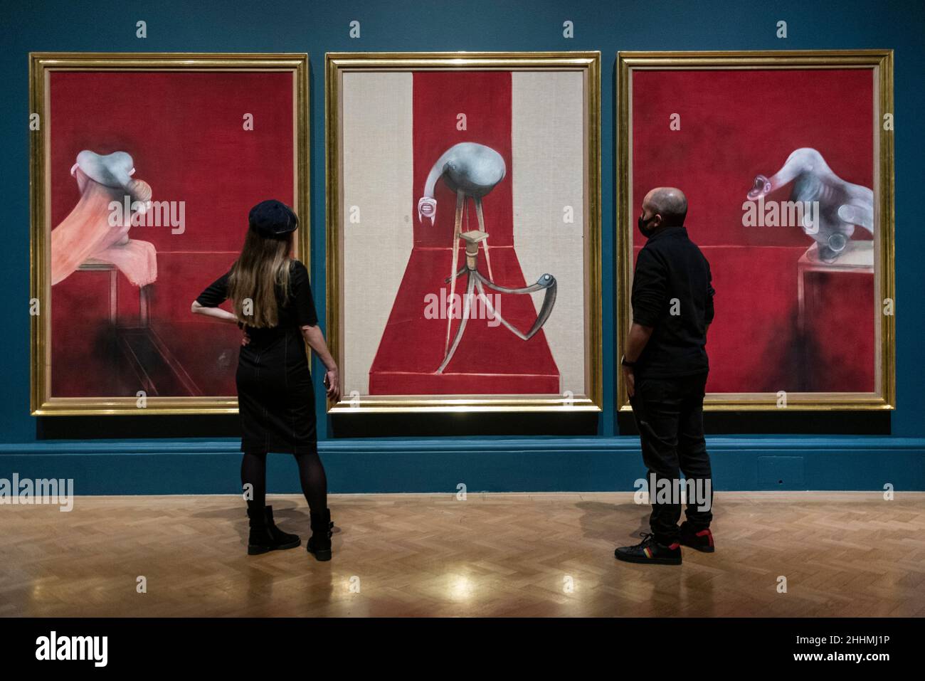 London, UK. 25 January 2022. "Second Version of Triptych 1944", 1988