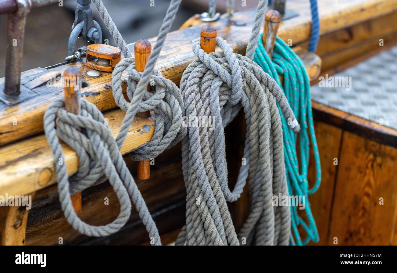 Ship builder builders building hires stock photography and images Alamy