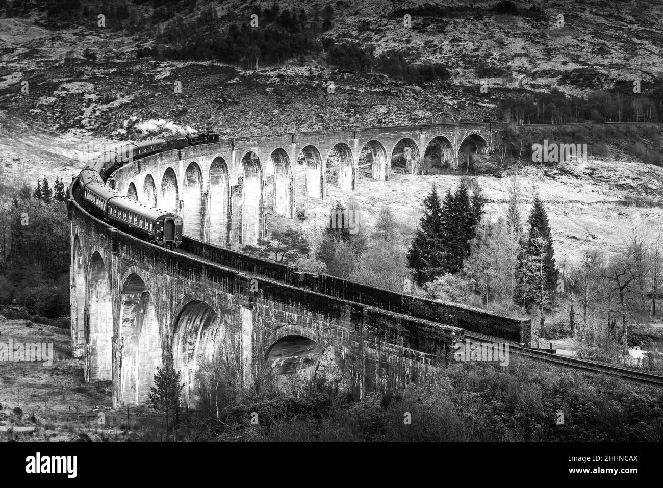Harry potter railway bridge Black and White Stock Photos & Images Alamy