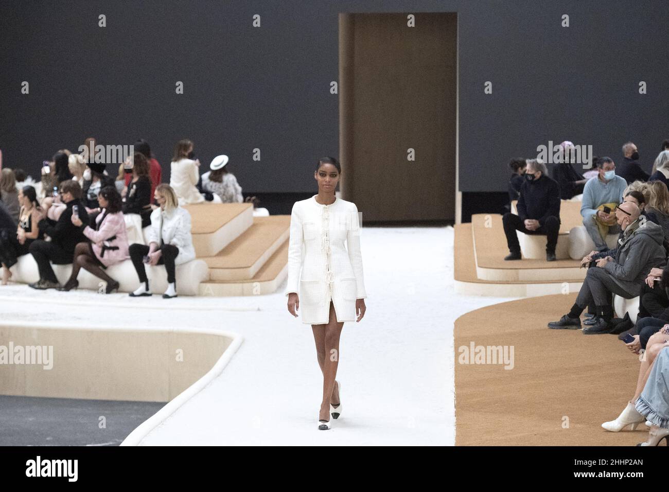 The CHANEL Spring-Summer 2022 Ready-to-Wear Show — CHANEL Shows