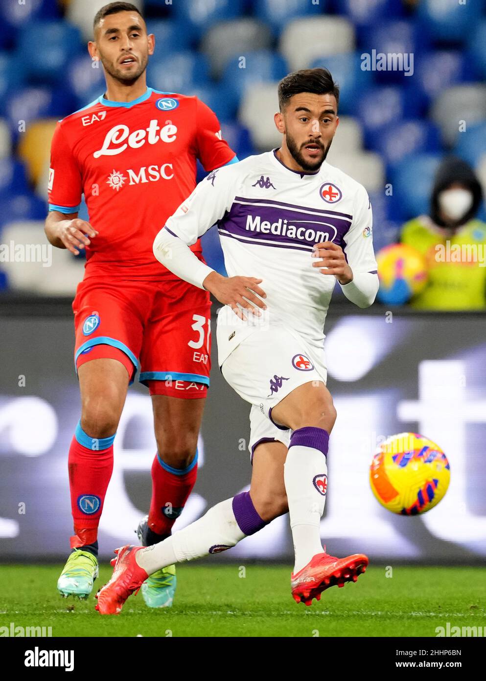 NAPLES, ITALY - JANUARY 13: Nicolas Gonzalez of ACF Fiorentina competes for the ball with Faouzi Ghoulam of SSC Napoli  ,during the Coppa Italia match between SSC Napoli and ACF Fiorentina at Stadio Diego Armando Maradona on January 13, 2022 in Naples, Italy. (Photo by MB Media) Stock Photo