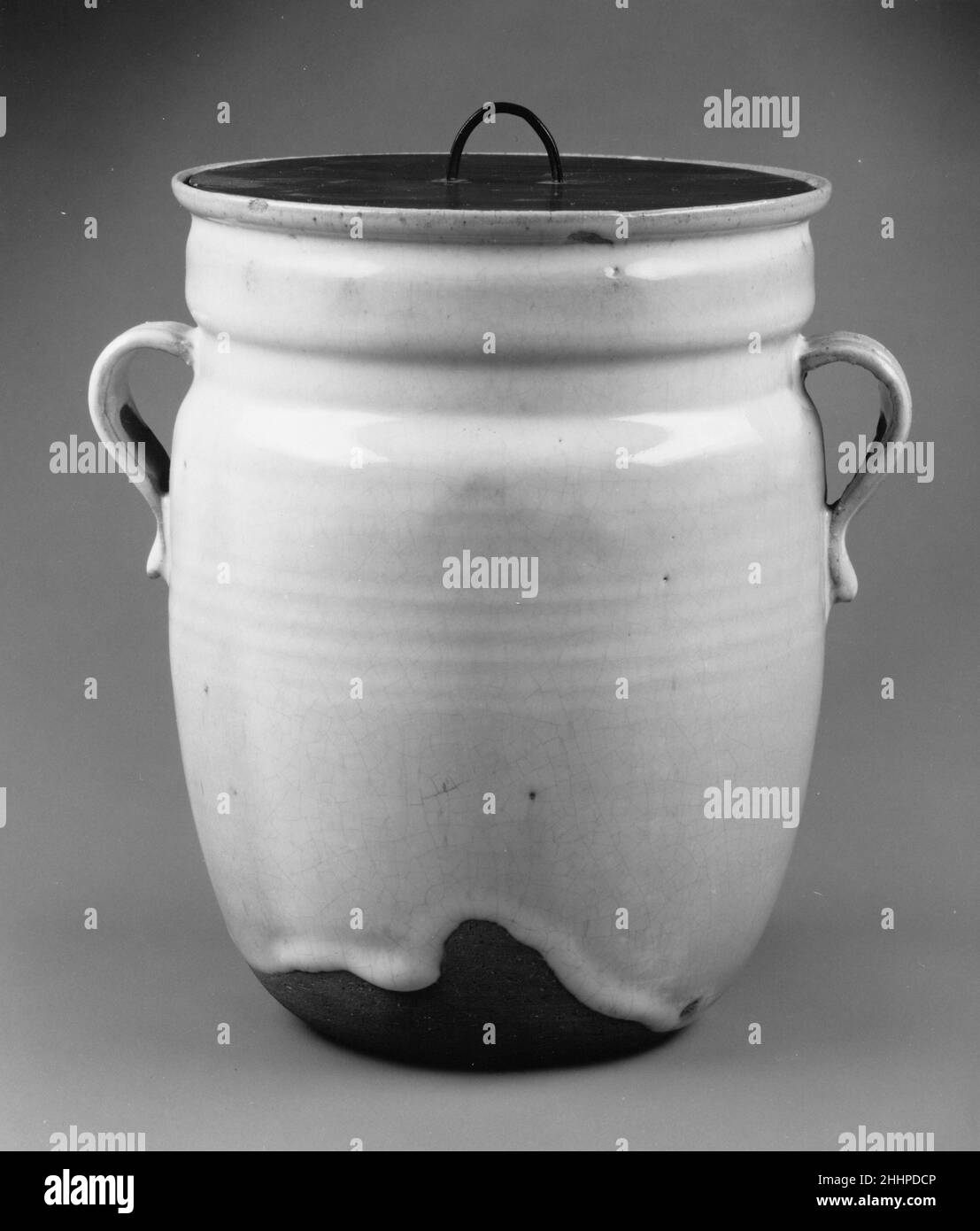 Water Jar 17th century Nonomura Ninsei Japanese. Water Jar 39576 Stock ...