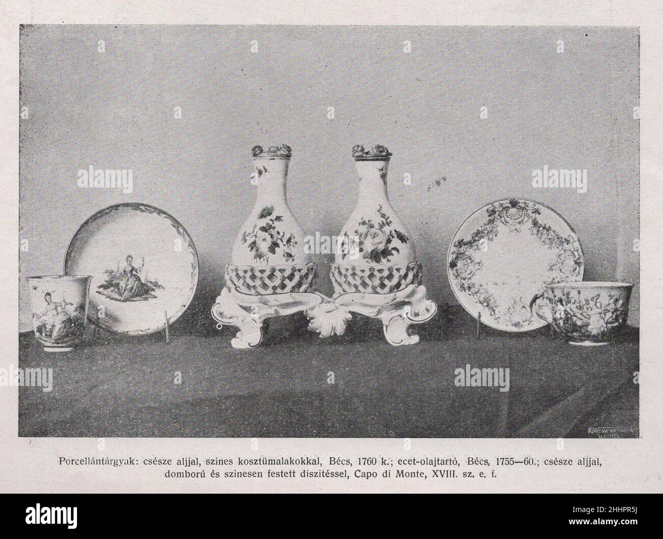 18th century china set from wien hi-res stock photography and images ...