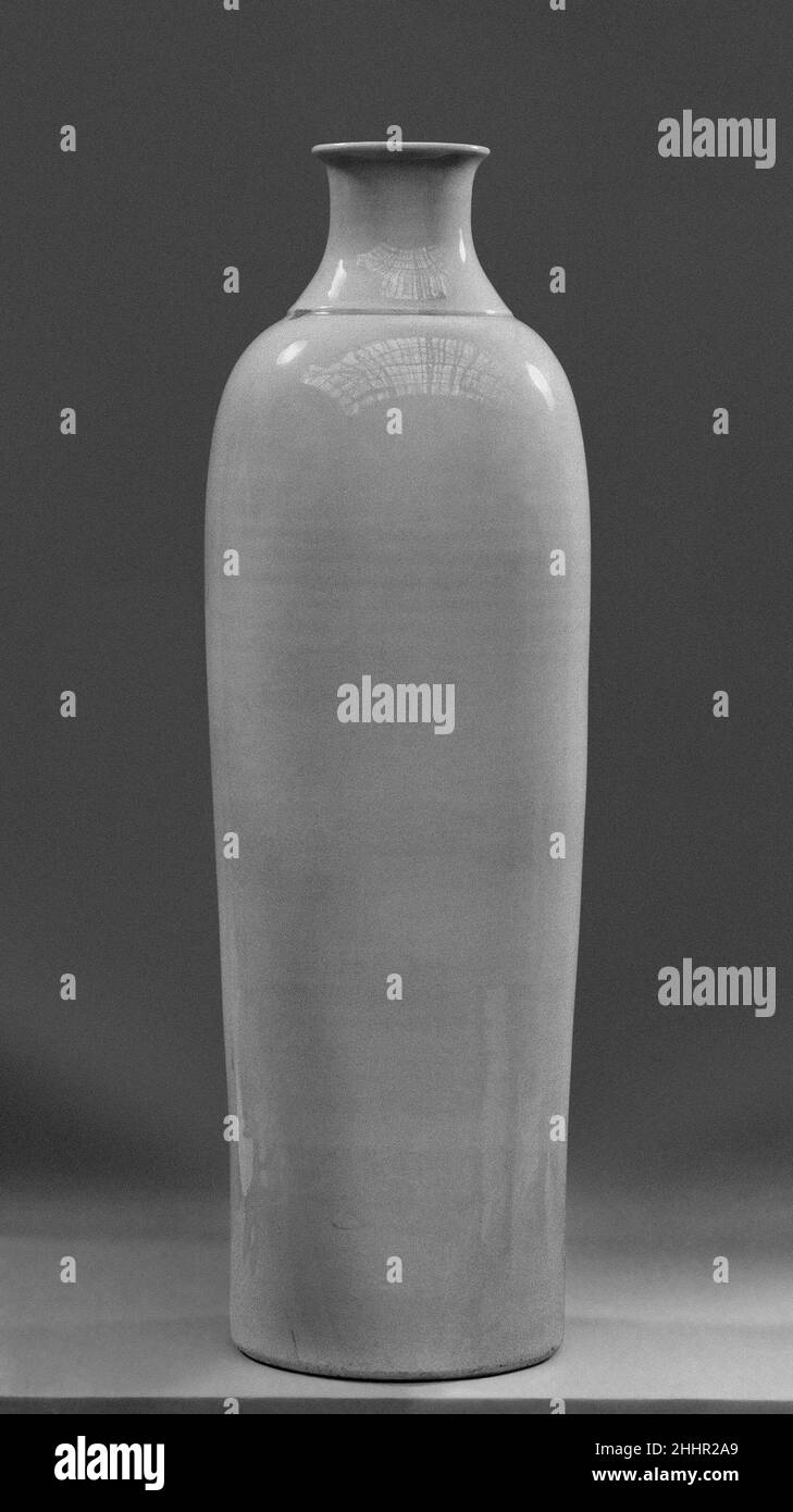 Vase late 16thearly 17th century China. Vase. China. late 16thearly