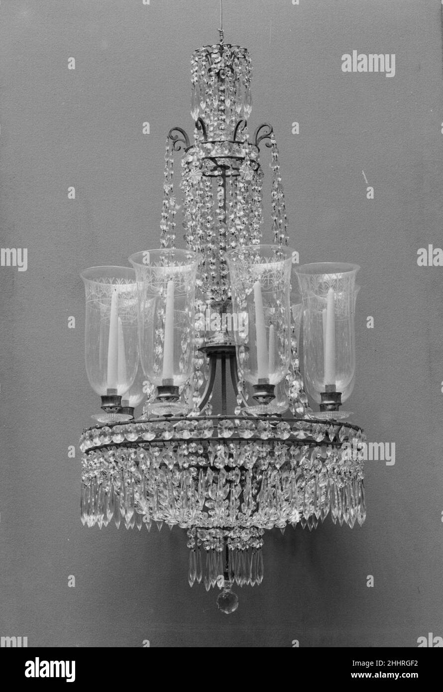 Chandelier 1810–20 British or Irish. Chandelier. British or Irish. 1810–20. Cut glass, gilt bronze. Possibly made in Ireland; Possibly made in England Stock Photo