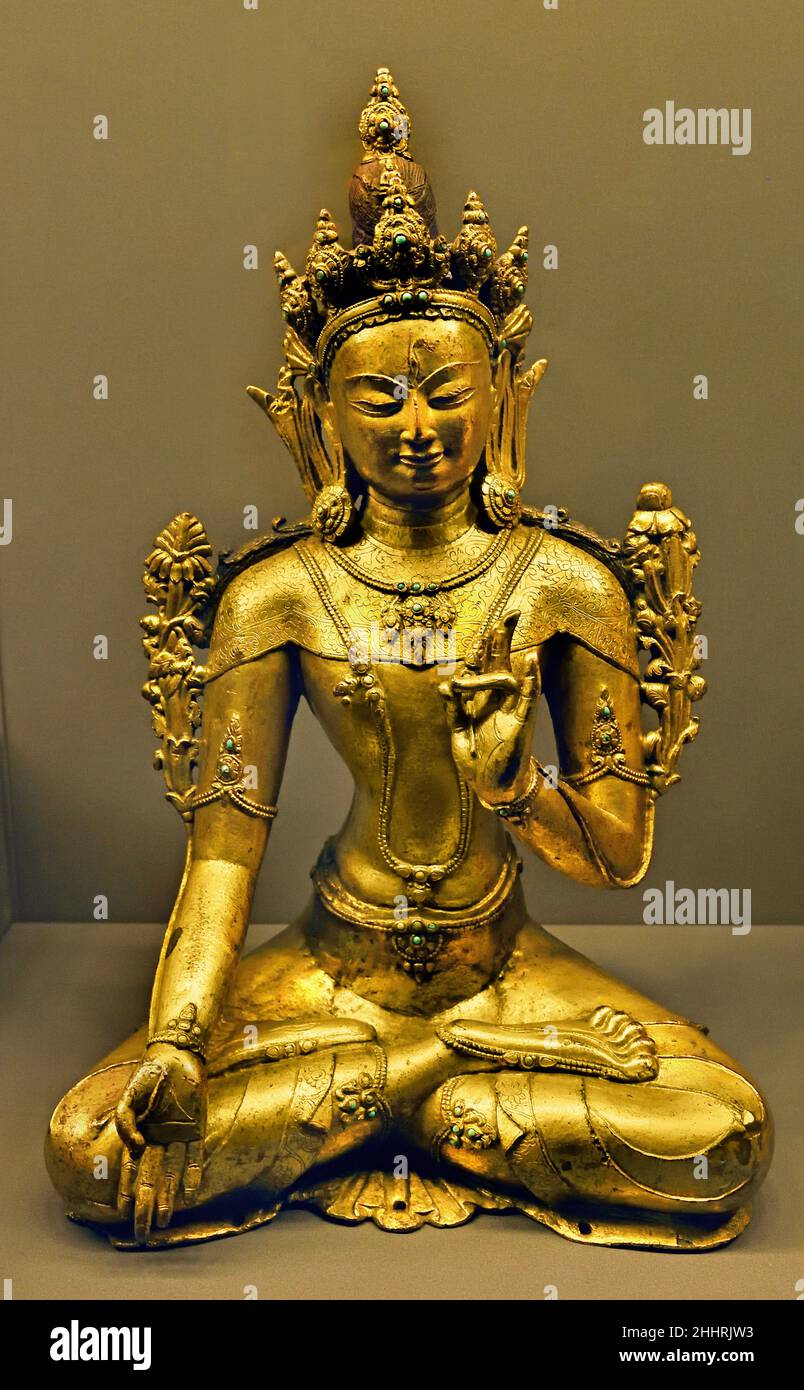 Sitatara - Sita Tara -Tibet 16th century Tibetan ( seated in vajrasana position on double lotus thorn, her right hand in varada mudra, her left in vitarka mudra, ) Stock Photo