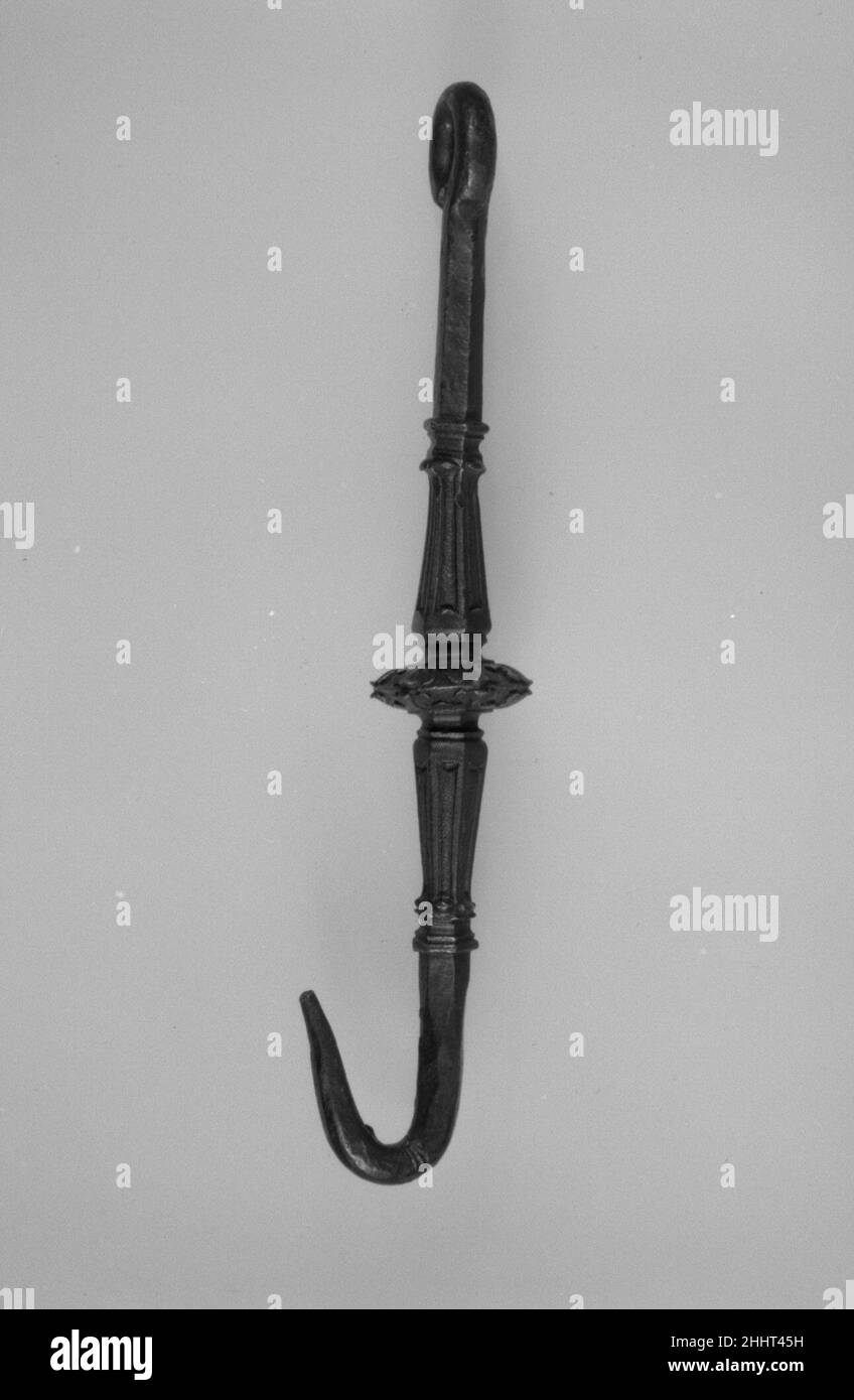 Pair of hooks 17th century Spanish. Pair of hooks. Spanish. 17th