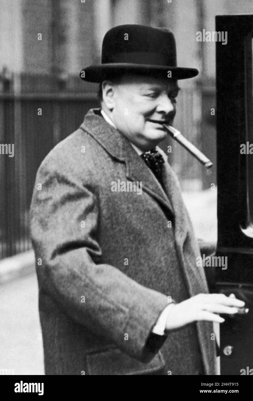 Sir Winston Churchill Wartime Image With From The Archives, 53% OFF